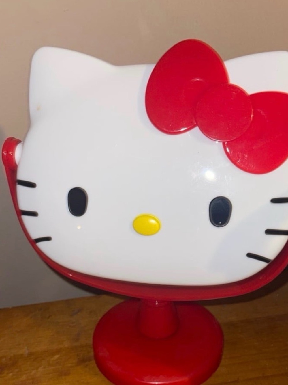 Sanrio Hello Kitty flip mirror (top detachable)